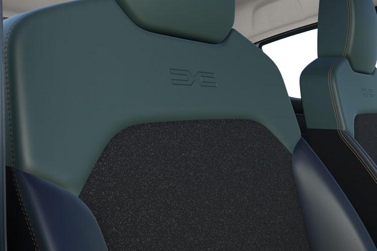 4048892 27kWh Extreme 65 48kW 5dr Auto