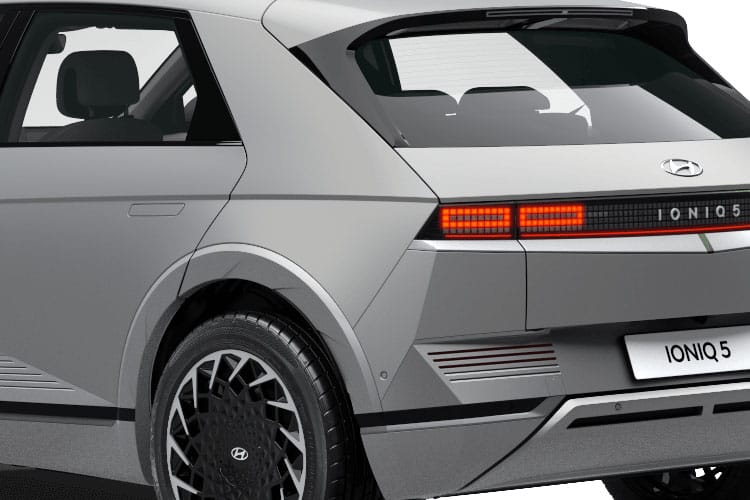 4046928 125kW Premium 63 kWh 5dr Auto