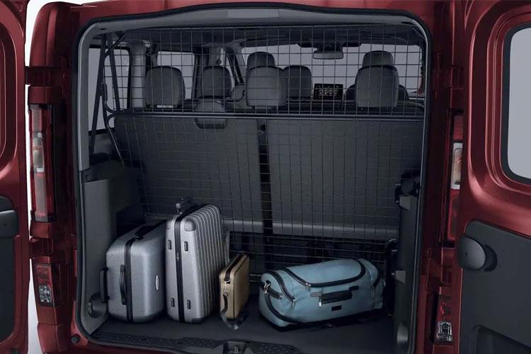 4049047 LH30 90kW 52kWh Advance High Roof Van Auto