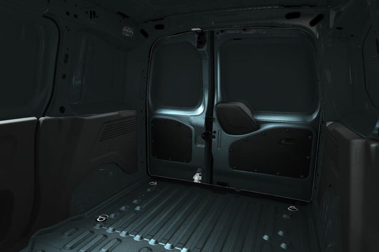 4049183 100kW Pro 52kWh H1 Van Auto